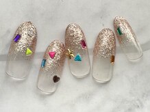 ターラ(Tara)/キラキラ宝石箱ネイル