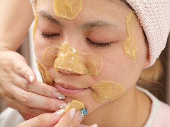 すっぴん美肌革命/艶肌WAX施術(1回目めくり)