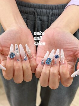 ネコ(Neko)/ロング 華やか カラグラ