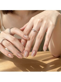 ブリンリン(BLinLin)の写真/シンプルかわいいニュアンスネイルが得意♪オフィスでも映える手描きアートを多数ご用意☆