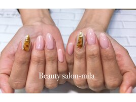 変形べっ甲ネイル