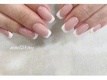 ネイルズレイ(Nails Ray)/上品フレンチネイル