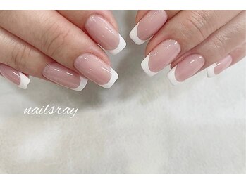 ネイルズレイ(Nails Ray)/上品フレンチネイル