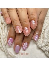 ベベ(bebe)/