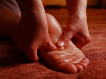 ゆらんの雰囲気（足裏のツボを刺激し、全身の巡りを整え、健やかな体へ）