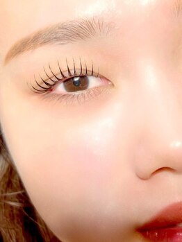 アンティカ 小松店(antiqa)の写真/【すっぴんでもマスカラ効果】SNSで話題沸騰の《マスカラパーマ》で華やかな目元を演出♪メイク時短にも◎