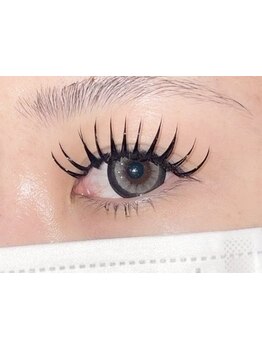 ボリュームのある目元にしたい