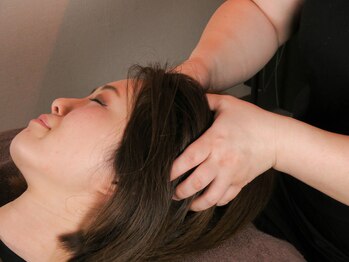 眠れるほぐし処うたたね 神楽坂本店/快圧睡眠のヘッドマッサージ