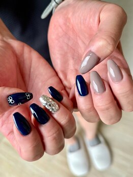 ククナ(Kukuna.)の写真/【自爪の形にコンプレックスがある方必見!!】自爪がそのまま伸びたような、すらりと美しい形に仕上げます★