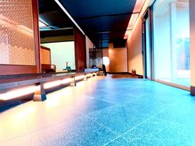 サロンプレーマ(Salon Prema)/和の心が息づく廊下