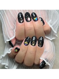 キラキラブラックネイル