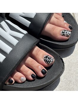 ウィムネイル(UIM NAIL)の写真/足元が変われば、気分も変わる！夏色フットネイルで、ふとした瞬間にきゅんとする指先を叶えよう♪
