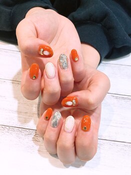 ネイルアルケー(Nail ARCHE)/メタリック×オレンジネイル