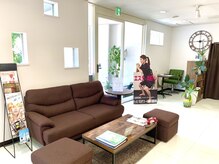 リズ(Liz)/アットホームな雰囲気の店内