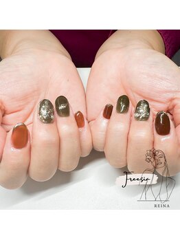 フリージア(Freesia)/カラーチェンジで大人クリスマス