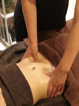 エークルール(Acouleur)/女性に優しい女性のためのサロン