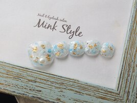 モコモコ水色ホロフットネイル