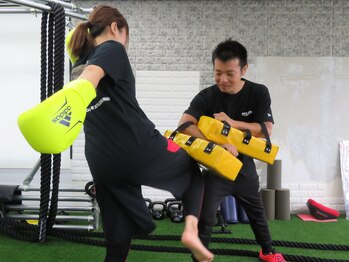 毎日体幹塾/パーソナルキックボクシング