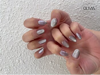 ビューティーアンドライフ オリビア(Beauty&Life Olivia)/キャラクシネイル