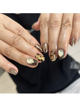 イーズネイル(e's nail)/大人レオパード