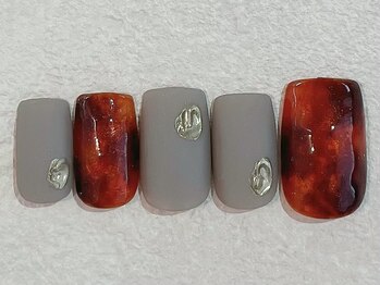 ネイルビート(NAIL BEAT)/べっ甲ネイル　ニュアンスネイル