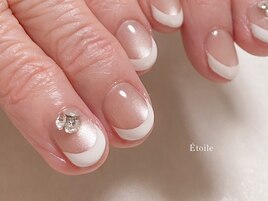 上品ビジューネイル