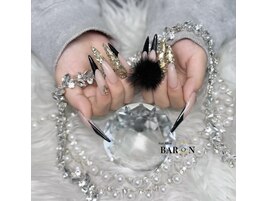 強め綺麗めネイル