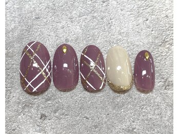 アミュレット(AMULET)/11月定額 6050円(税込)