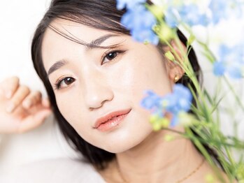 ルナ クレッシェンテ(Luna Crescente)の写真/人気のまつげパーマ「パリジェンヌラッシュリフト」で大人上品な目元へ♪韓国風の可愛い束感マツパもお任せ