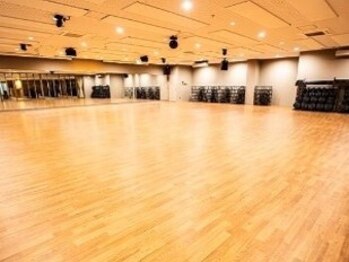 ルネサンス イオンモール座間24の写真/慌ただしい毎日こそ、ピラティス・ヨガで身体を動かして気分をリセット！
