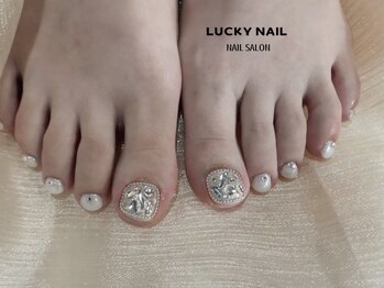 ラッキーネイル(LUCKY NAIL)/