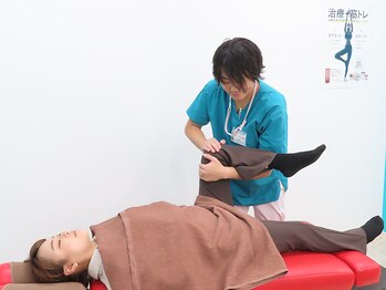 練馬関町接骨院の写真/気になる猫背・骨盤の歪みを整えて、理想の美姿勢へ!!産後ケアやスタイルアップを目指す女性を応援◎