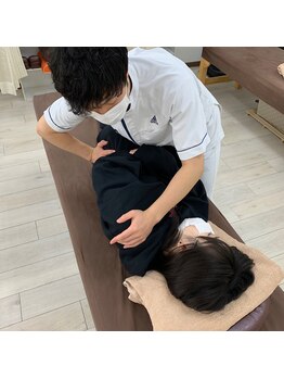 はぴねす鍼灸整骨院 立花院/施術風景です