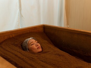 ラゾ(LAZO)の写真/【米ぬか酵素風呂★初回¥3300】全身で酵素の力を実感!体を芯から温めて血行促進&代謝UP◎冷え・むくみ改善*