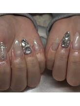 ダイガクドオリ美容室 ネイル(NAIL)/ビジューネイル