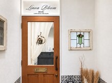 Linoa Bloom 小顔×肌育リンパフェイシャル　たまプラーザの雰囲気（オレンジ色の扉と店名の看板を目印にお越しください◎）