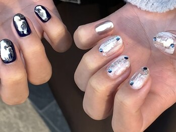 リッシュ(RICHE)/ネイビー個性派ネイル