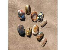 シルニー リム(Silny rim)/アシンメトリーニュアンスネイル