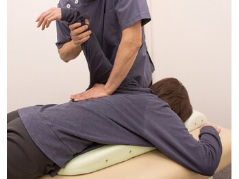 エアリー整体/腕が痛くて上がらない 回らない