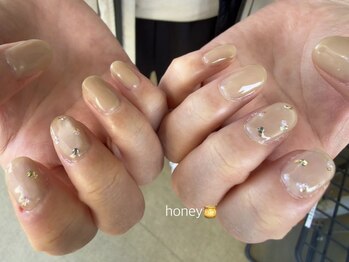 リア(LIA)/はちみつイメージのとろんネイル