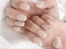 ビアンカソコラ 武蔵小金井クロス店(Bianca SoCoLa)/ニュアンス乳白色ネイル