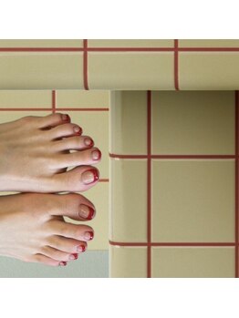 コイン(COIN)の写真/これからの時期はフットネイルがオススメ！