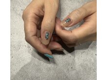 モツヲネイル(motsu.O! NAIL)の雰囲気（爪の状況に合わせて土台に塗るジェル変えています♪）