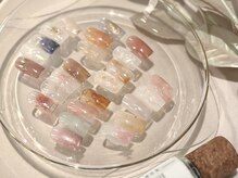 アメリアンドカシェット(Amelie&Cachette)/定額ニュアンスネイル