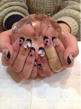 エスフィーネイルサロン ブリーユ(Esfy nailsalon Brille)/フレンチネイル