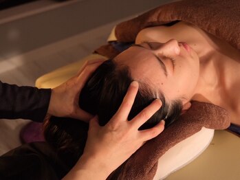 リラクゼーションスペース マノマノ(mano mano)の写真/日々頑張るあなたに贅沢リラックスタイムを…♪お悩みを改善してストレスフリーな日常をご提供いたします！