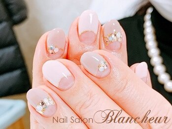 ネイルサロン ブランシュール(Nail Salon Blancheur)/【大人のビジューネイル】