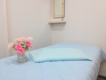 エピモ 池袋店(EPiMO)/施術ルーム（夏仕様）