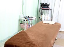ひのくま鍼灸整骨院の雰囲気（半個室があるのでプライベート空間を確保できます！！）