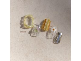 アシンメトリーニュアンスネイル